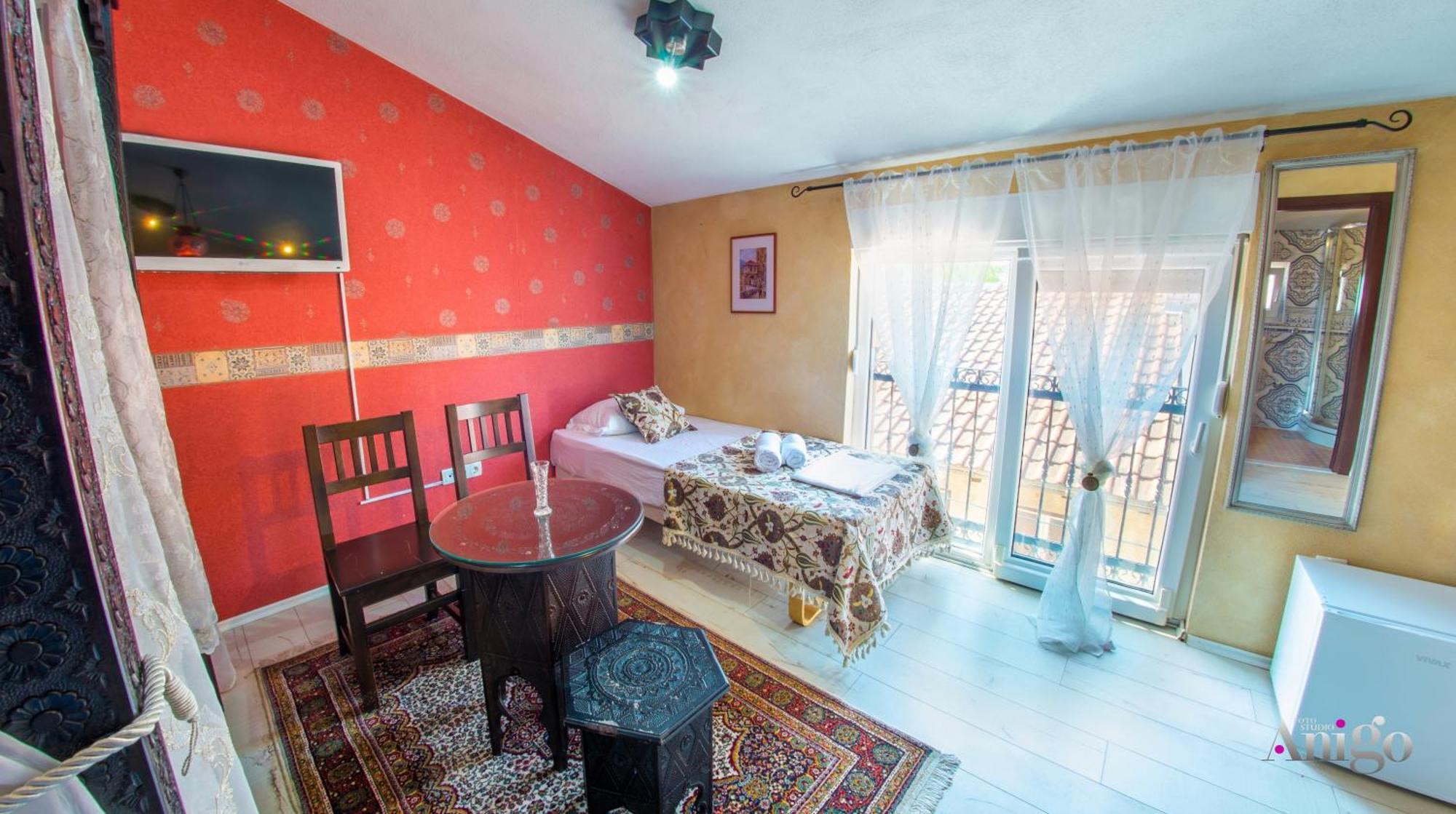 Apartments And Rooms Villa Sulejman Мостар Экстерьер фото
